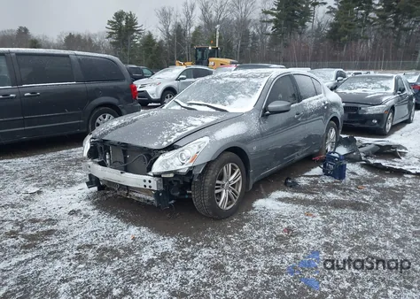 2015 Infiniti Q40 из США, поврежденный, VIN JN1CV6AR3FM650539